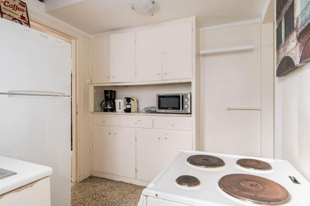 Amazing 3Bdr Apt With Unique Roof Garden In Plaka Atény Exteriér fotografie